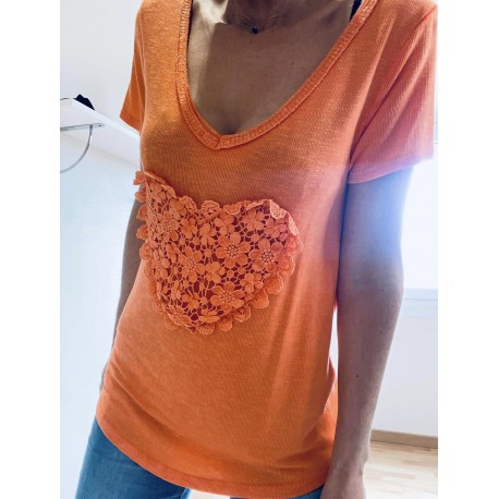 T-shirt coeur broderie orange