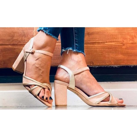 Sandales à talon nude