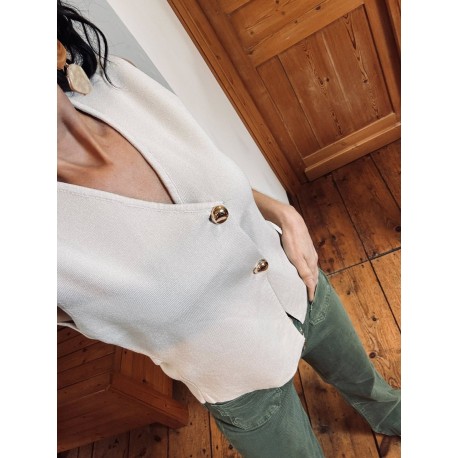 Boléro beige boutons dorés