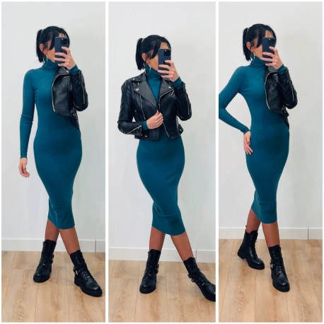 Robe pull midi canard