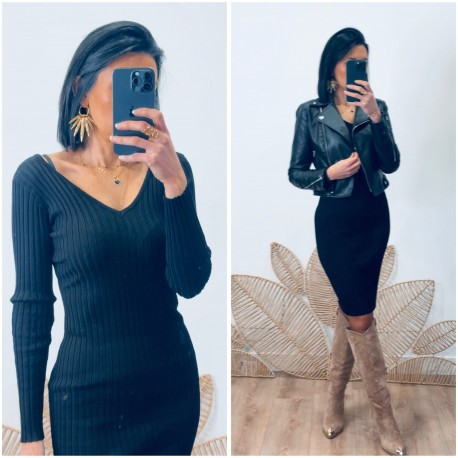 Robe pull cotelée col V