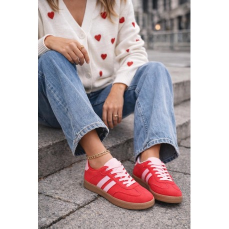 Baskets à lacets rouge