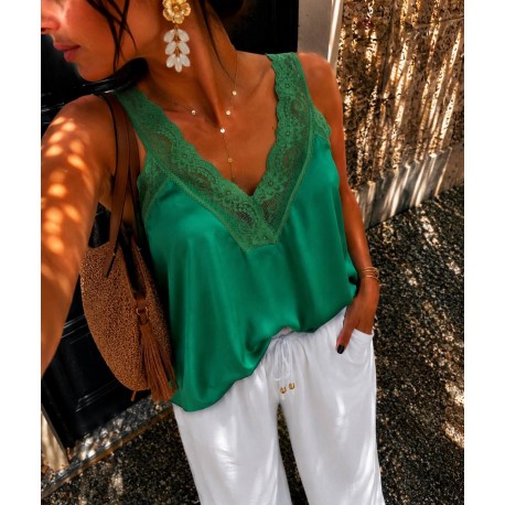 Top satiné vert dentelle