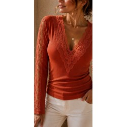 Top dentelle rouille taille 40 - 44