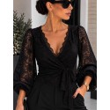 Cache coeur noir dentelle